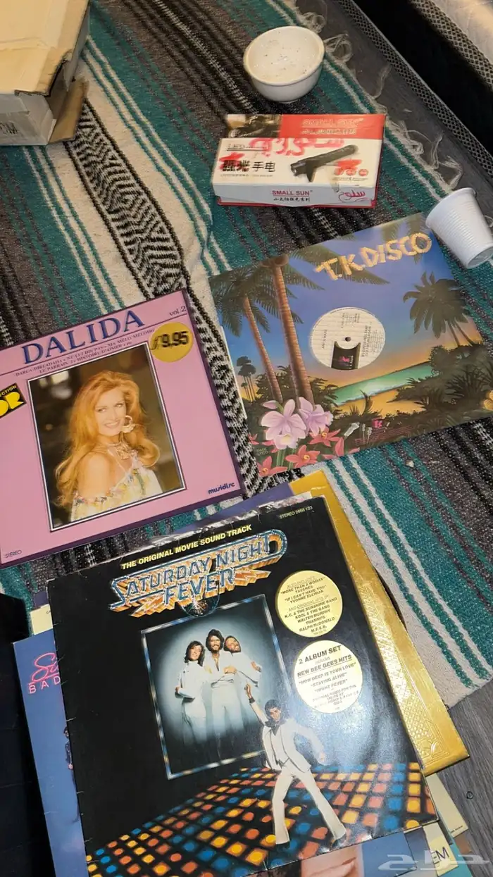 اشرطة قديمة 6