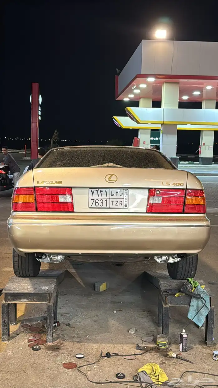 لكزس LS400 موديل 1999 9