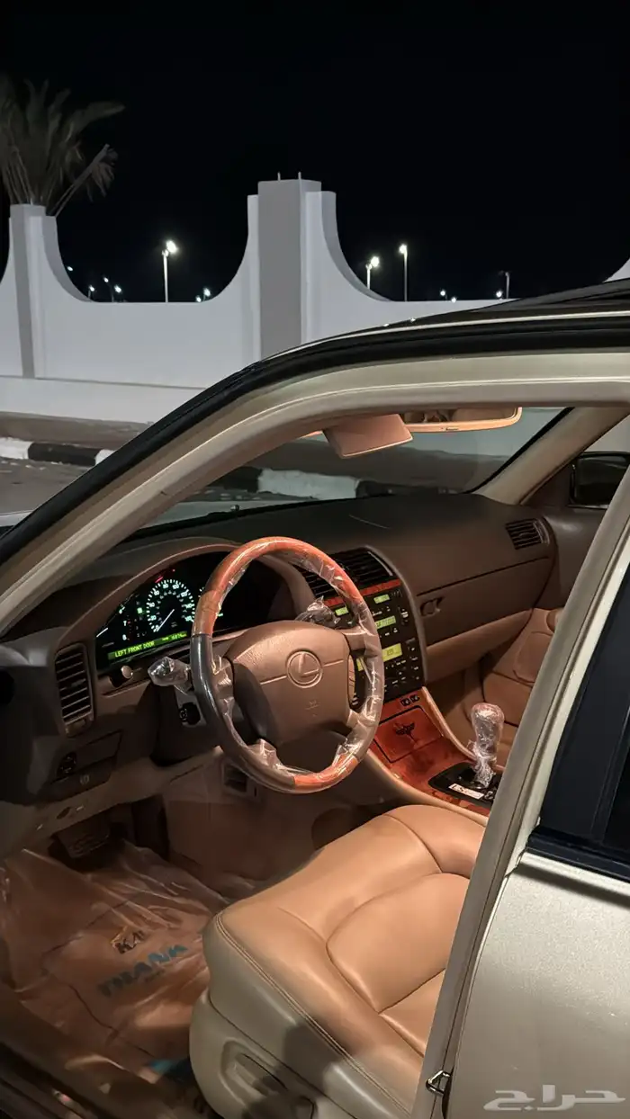 لكزس LS400 موديل 1999 7