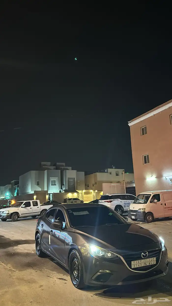 مازدا 3. 2015 12