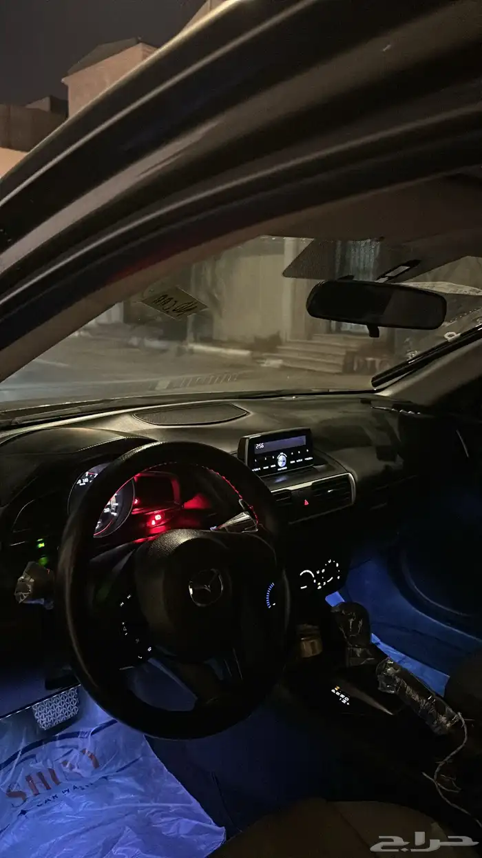 مازدا 3. 2015 6