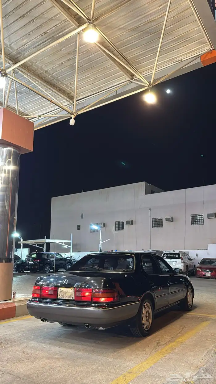 لكزس Ls400 للبيع 3