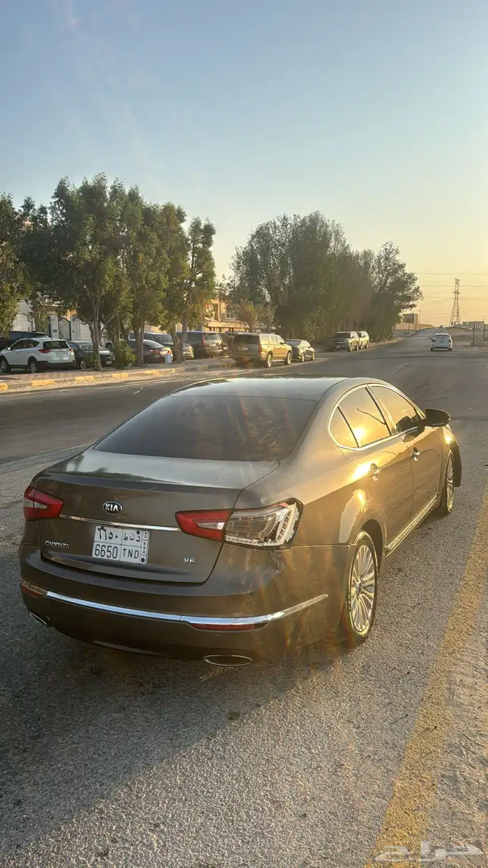 سياره للبيع 1