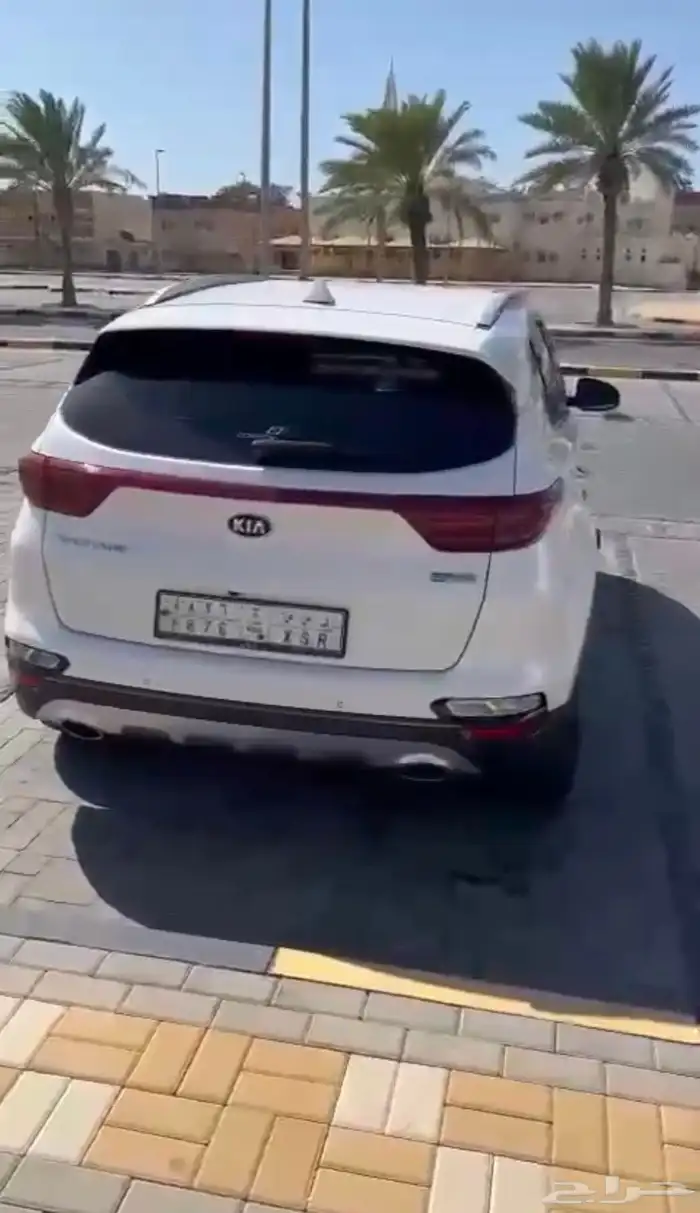 كيا سبورتاج بلاك بيري 3