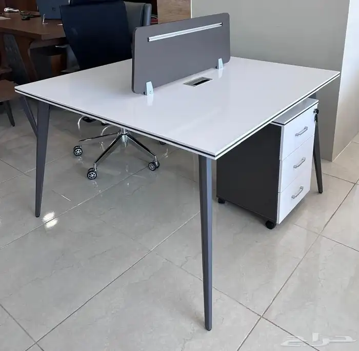 أثاث مكتبي _ طاولة اجتماعات _ دواليب _ كراسي 29