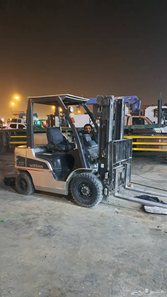 فوركلفت رافعه شوكيه للايجار 9