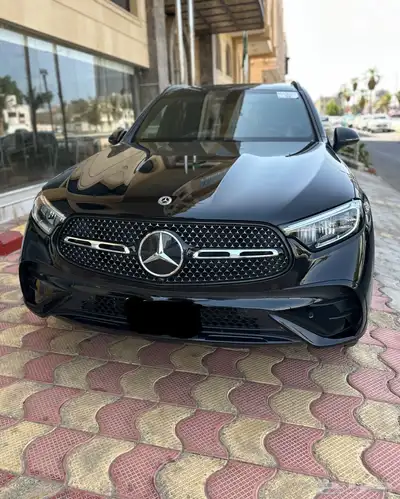 مرسيدس GLC300 AMG موديل 2025 شبه جديد وبضمان الجفالي index