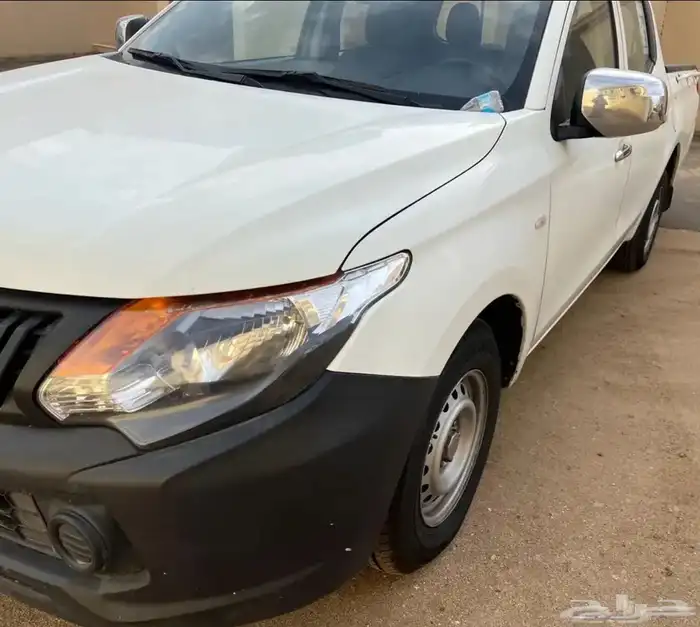 ميتسوبيشي L200 نظيف 3