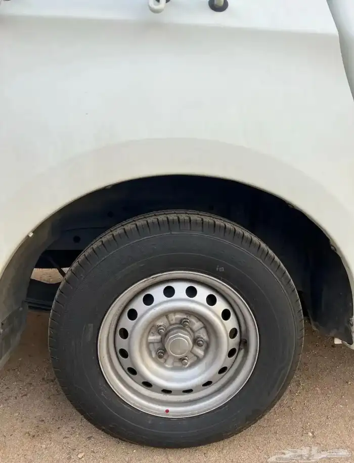 ميتسوبيشي L200 نظيف 6