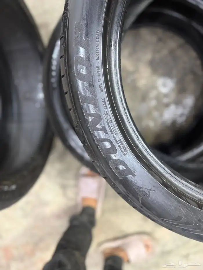 طقم كفرات دنلوب ياباني مقاس خلفي275 40 19مقاس امامي245 45 19 2