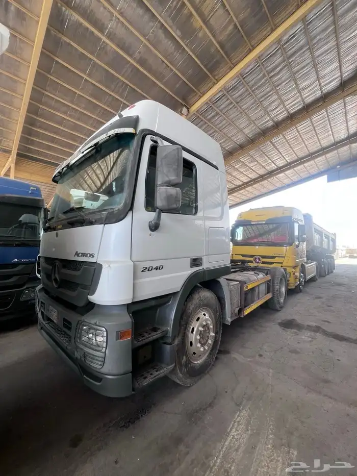 حراج معرض رائد للسيارات كل يوم جمعة 11