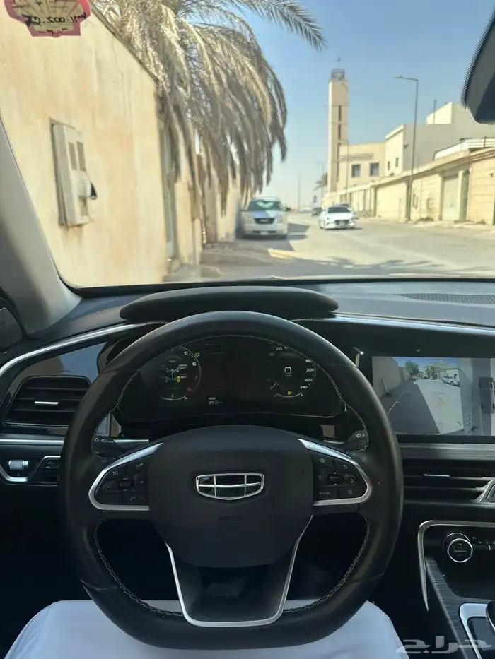 للبيع جيلي توجيلا 2022 عداد 62 وكاله شرط 10