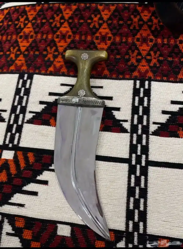 خنجر   خادم ا 1
