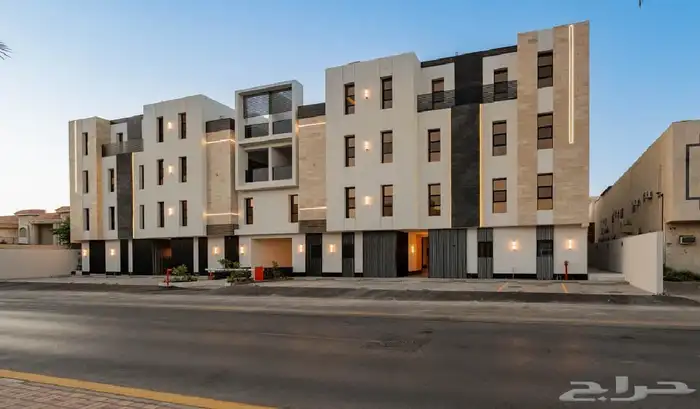 شقة راقية للإيجار في حي القدس 10