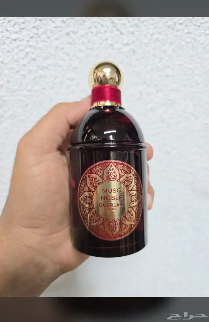 نوفر جميع انواع العطور باسعار الجملة اي عطر تبغاه يوصلك الى 52