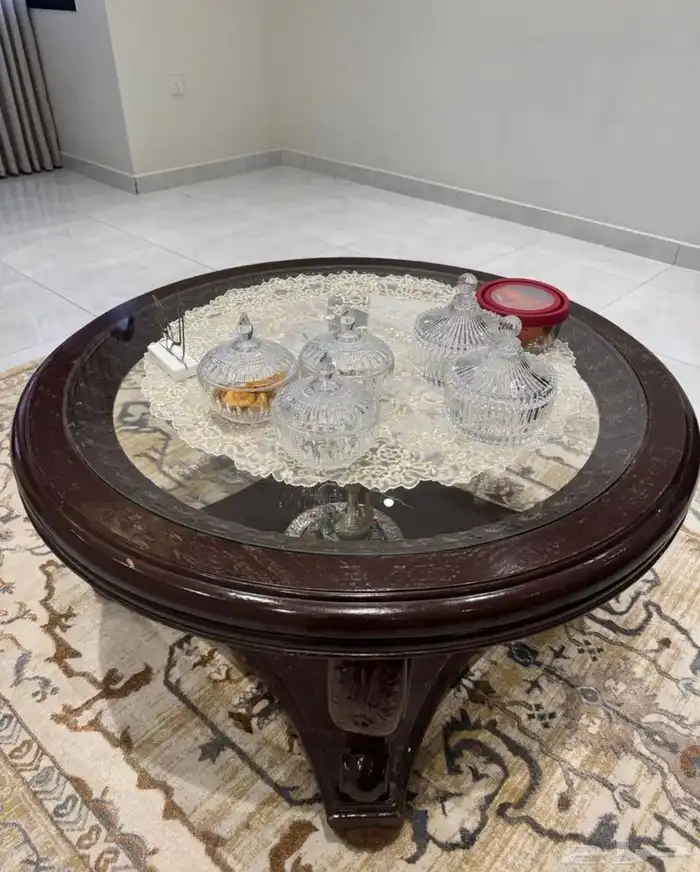 طاولات خشب من الأعلى زجاج 1