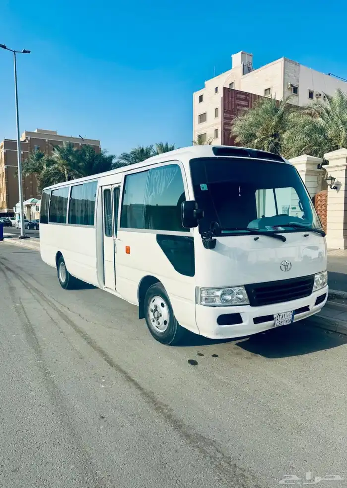 باص تويوتا كوستر للإيجار For Rent 0