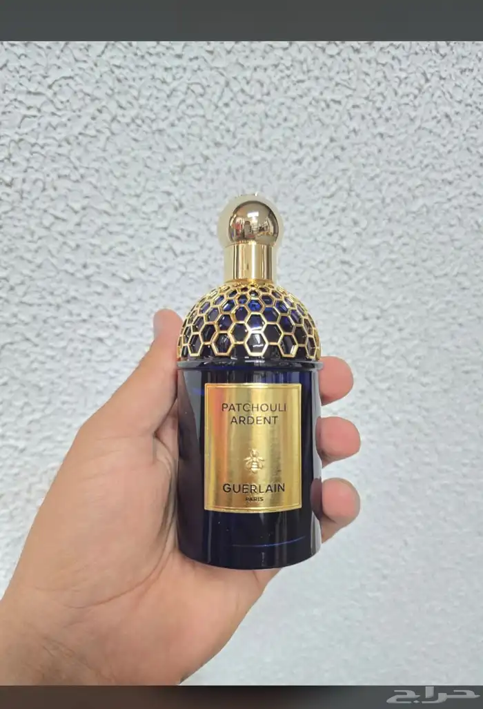 نوفر جميع انواع العطور باسعار الجملة اي عطر تبغاه يوصلك الى 60