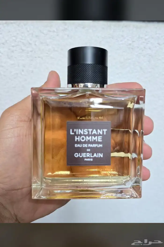 نوفر جميع انواع العطور باسعار الجملة اي عطر تبغاه يوصلك الى 76
