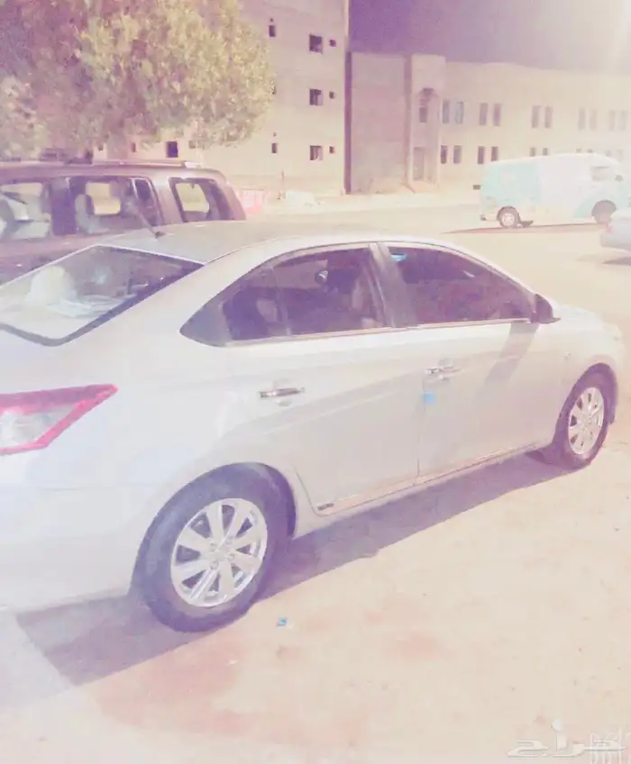تويوتا يارس 2015 4