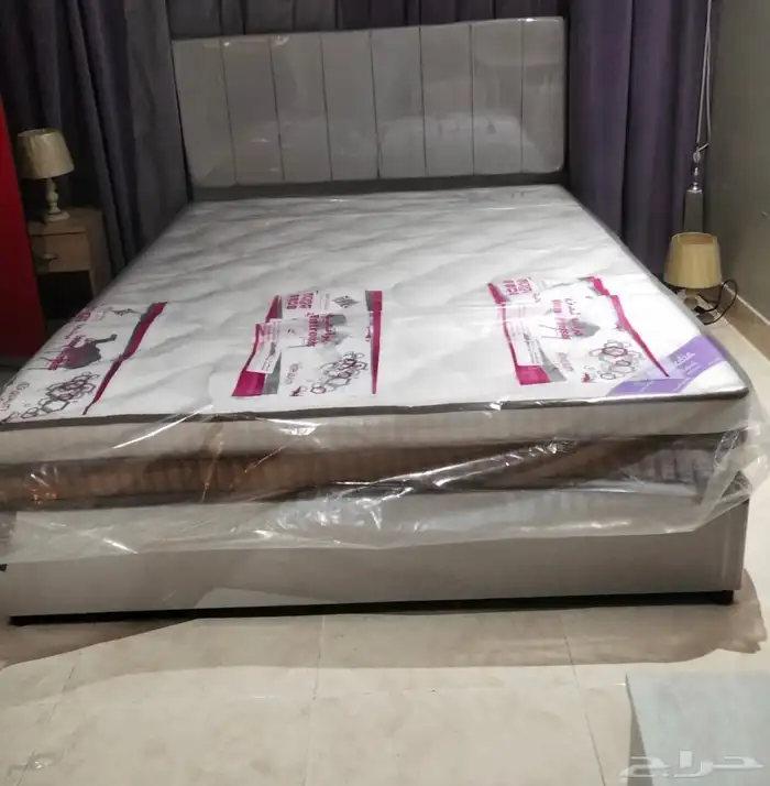 غرفة نوم كاملة  أثاث منزلي  سرير ودولاب وبطانيات 10