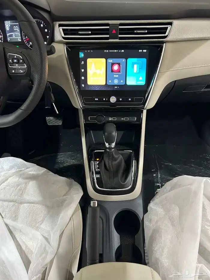 ام جي 5 استاندر موديل 2025 7