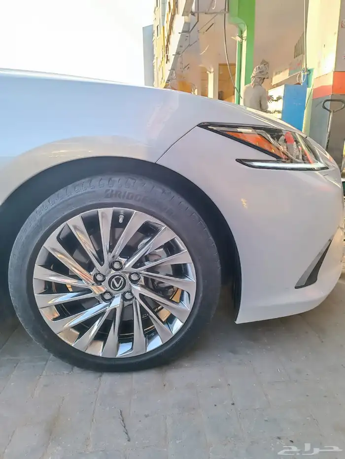 جنوط لكسز اي اس 350_ ES350 مقاس 18 درجه اولى 1