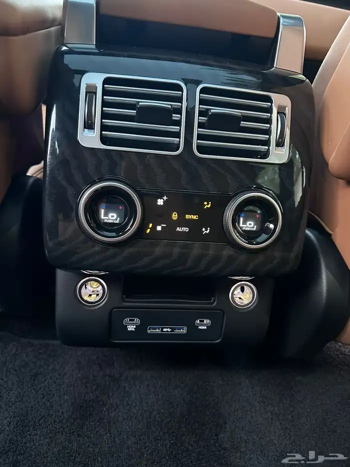 رنج روفر SE 2021 V8 15