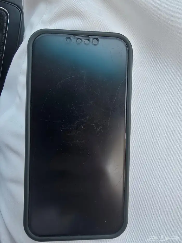 ايفون 14 عادي نظيف مافيه خدوش نسبة البطارية 90 5