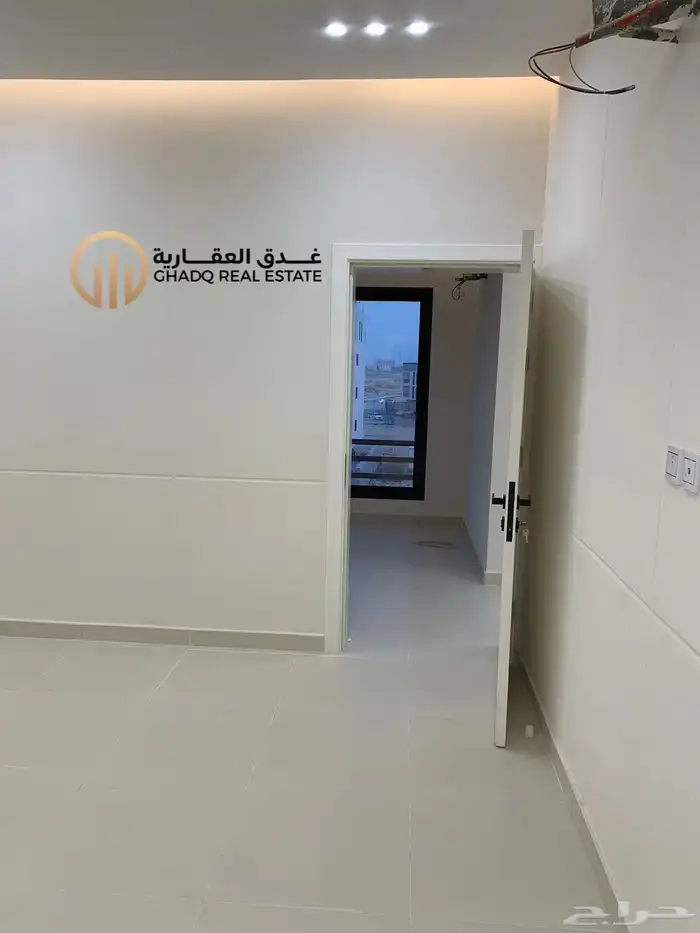 للبيع شقة في الدمام - حي هجر 5