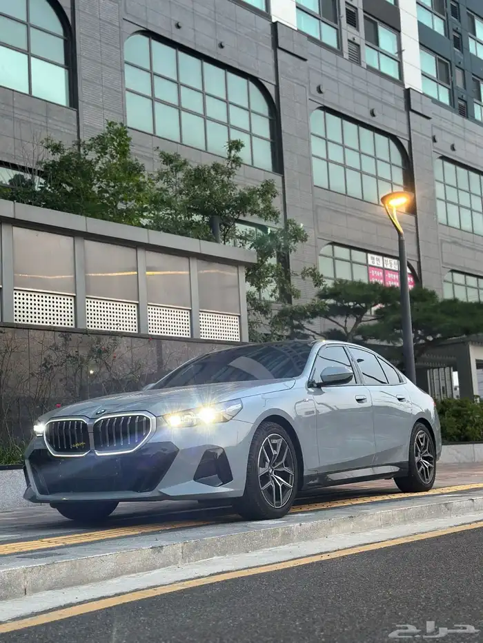 بي ام دبليو 520i M kit - 2024 في جده 5