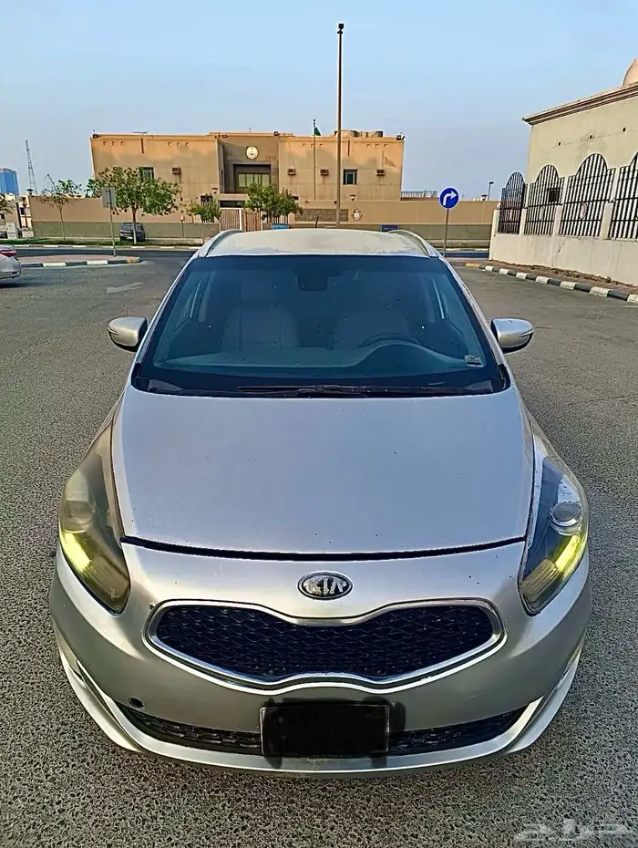 كيا كارنز 2