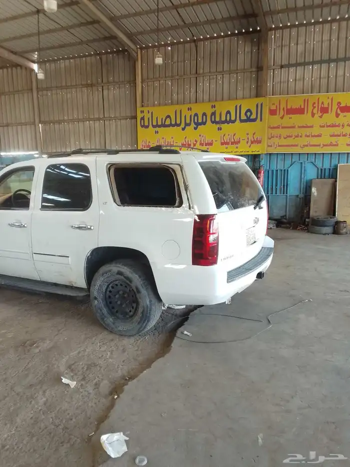 سمكرة بويه جميع أنواع السيارات متميزون بدقة العمل. 37