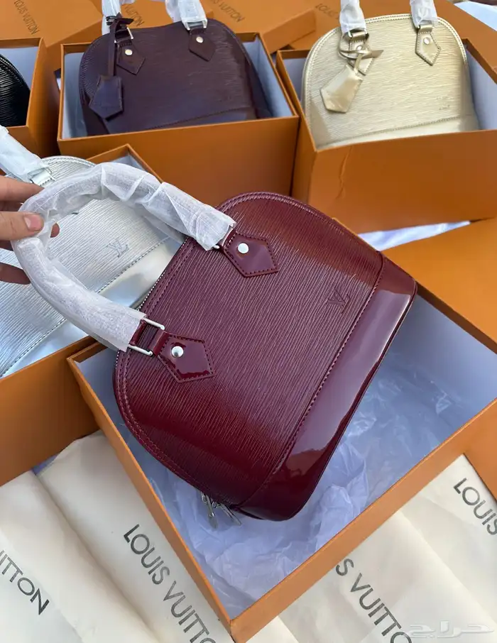 شنط نسائية ماركات 13