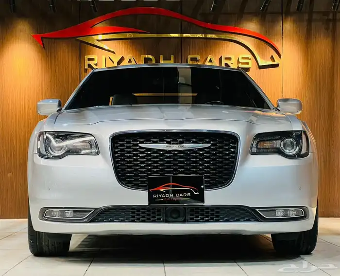 كرايزلر 2021 C300 V6 S فل كامل ( بحاله ممتازه) 1