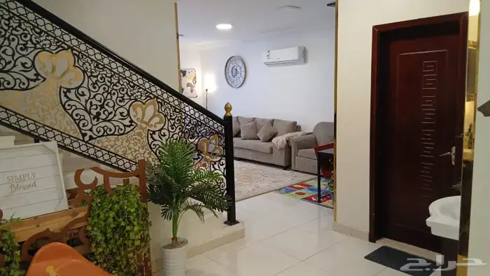 للبيع شقة دورين بالياسمين 1