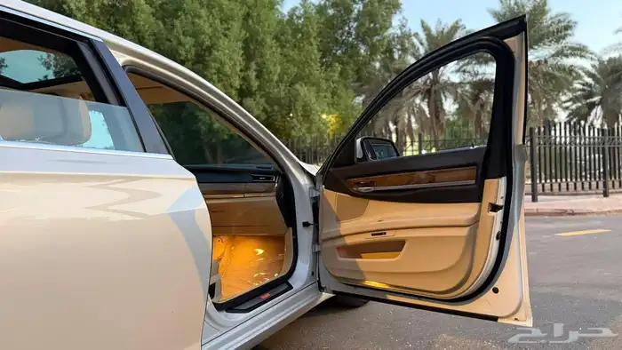 بي أم دبليوIL730(فل كامل) 32