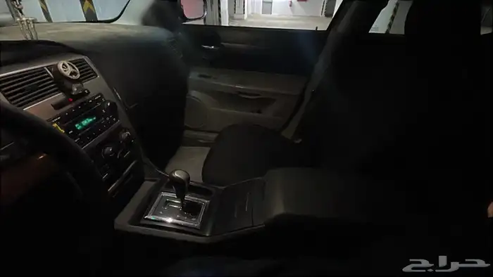 سيارة دودج v6 2006 18