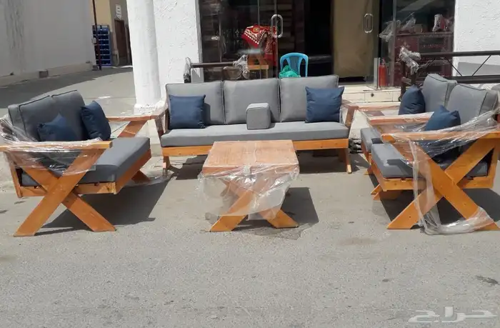 جلسات تراثيه خشبيه وحديد وأطقم الشتاء 12