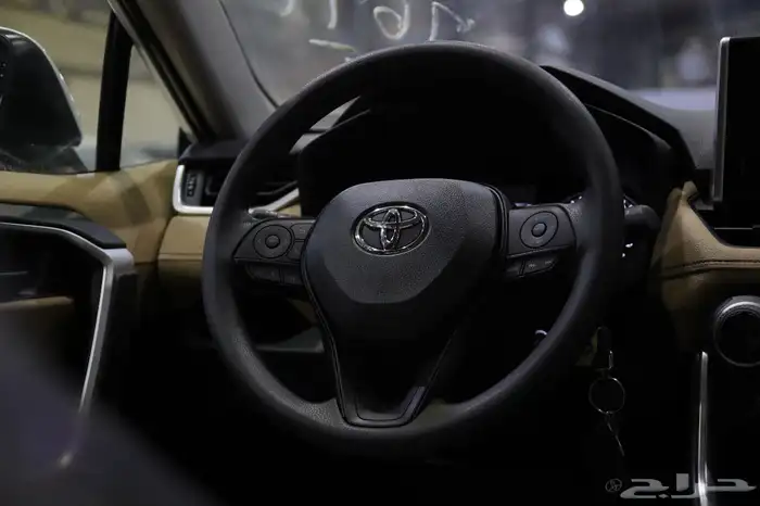 تويوتا راف فور 2025 استندر دبل 9