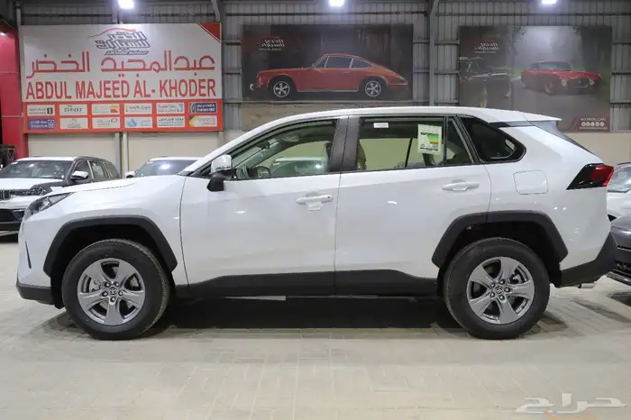 تويوتا راف فور 2025 استندر دبل 4