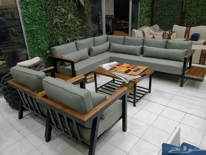 لتفصيل جلسات خارجية حديد خشب 3