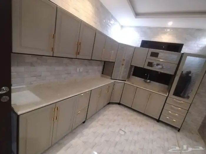 مطابخ جاهزة ويوجد تعديل مقسات 8