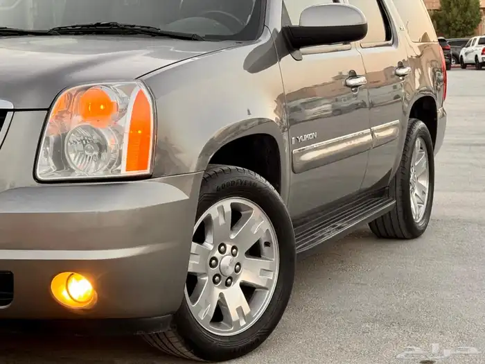 يوكن فل SLT بحالة ممتازة 2008 7