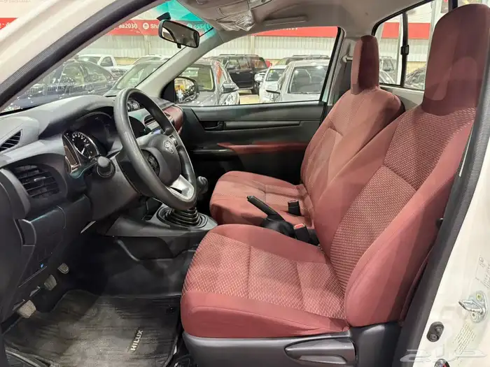 تويوتا هايلكس 2022 5