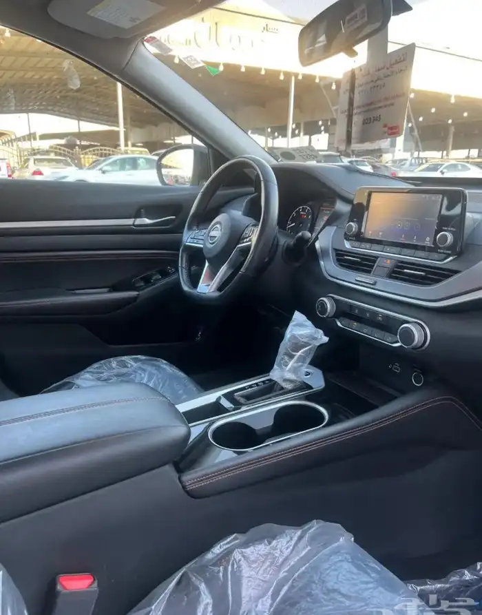 نيسان التيما SR رياضيه موديل 2023 ماكينه 2.5 5