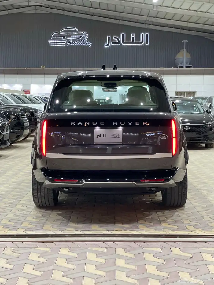 رنج روفر فريست ايدشن V6 2022 6