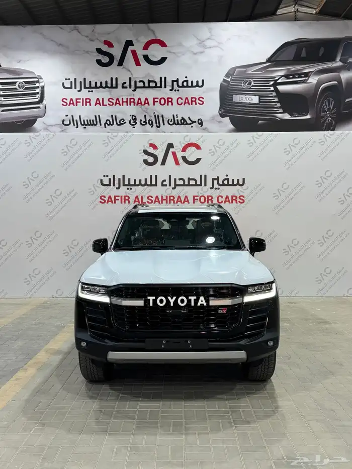 تويوتا لاندكروزر GR بريمي 2025 فل كامل بنزين 0