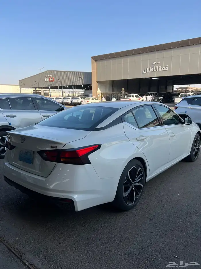 نيسان التيما SR رياضيه موديل 2023 ماكينه 2.5 4