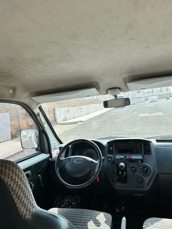 ديهاتسو فان بضاعه 2014 10